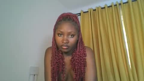 Snapshot of _cutestephanie chatting on 11-19-25, 01:11 STEPH online show from 11-19-25, 01:11