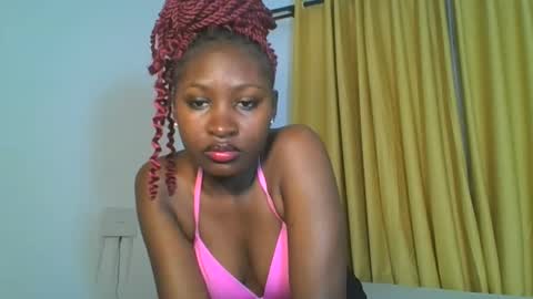 Snapshot of _cutestephanie chatting on 11-20-25, 01:39 STEPH online show from 11-20-25, 01:39