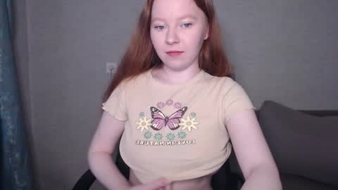 Snapshot of _damnbaby chatting on 12-22-25, 06:21 _damnbaby online show from 12-22-25, 06:21