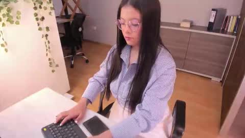 _danielamartinez online show from 10-21-25, 02:07