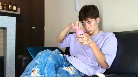 Snapshot of _dantfox_ chatting on 10-07-25, 08:17 Dante online show from 10-07-25, 08:17