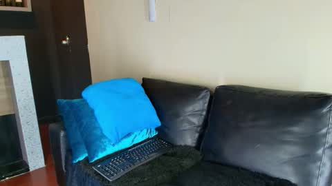 Snapshot of _dantfox_ chatting on 10-14-25, 07:25 Dante online show from 10-14-25, 07:25