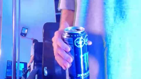 Snapshot of _dantfox_ chatting on 11-06-25, 08:10 Dante online show from 11-06-25, 08:10