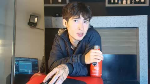 Snapshot of _dantfox_ chatting on 11-24-25, 08:30 Dante online show from 11-24-25, 08:30