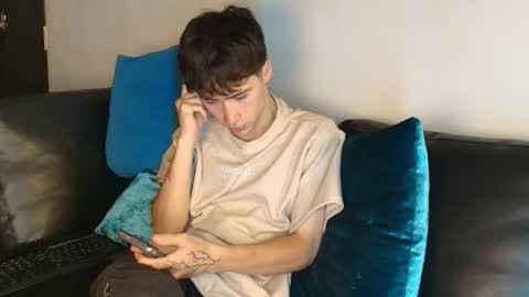 Snapshot of _dantfox_ chatting on 11-28-25, 07:27 Dante online show from 11-28-25, 07:27