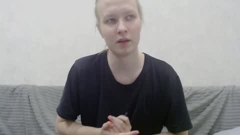 Snapshot of _dash_ chatting on 03-08-25, 04:06 Tony online show from 03-08-25, 04:06