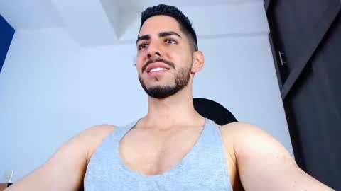 Snapshot of _davidwolf chatting on 02-12-25, 10:04 David online show from 02-12-25, 10:04