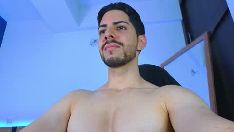 Snapshot of _davidwolf chatting on 10-01-25, 01:55 David online show from 10-01-25, 01:55