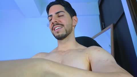 Snapshot of _davidwolf chatting on 10-03-25, 12:07 David online show from 10-03-25, 12:07