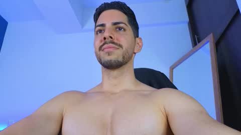 Snapshot of _davidwolf chatting on 11-20-25, 11:37 David online show from 11-20-25, 11:37