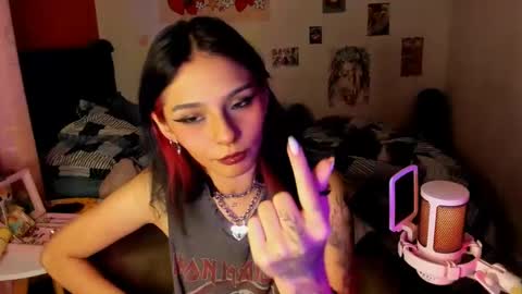 Pao online show from 12-17-24, 01:07