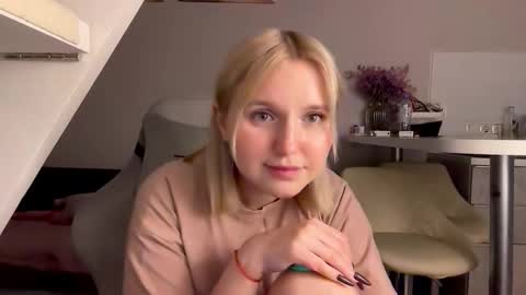 Ri   online show from 11-04-25, 04:17