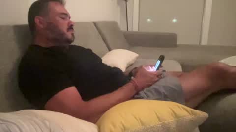 Snapshot of _direwolf_ chatting on 07-27-26, 03:57 _direwolf_ online show from 07-27-26, 03:57
