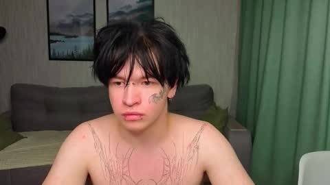 Snapshot of _dream_boys_ chatting on 09-10-25, 12:43 _dream_boys_ online show from 09-10-25, 12:43