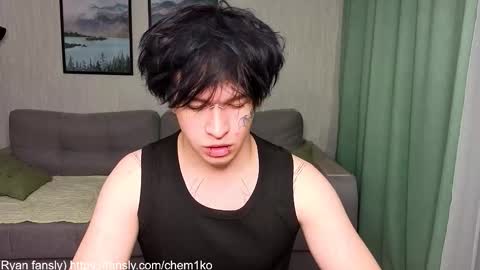 Snapshot of _dream_boys_ chatting on 09-13-25, 05:29 _dream_boys_ online show from 09-13-25, 05:29