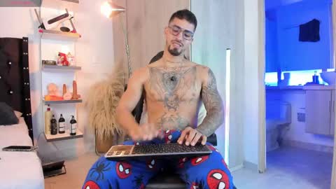 Snapshot of _duriel chatting on 06-02-26, 03:14 Duriel online show from 06-02-26, 03:14