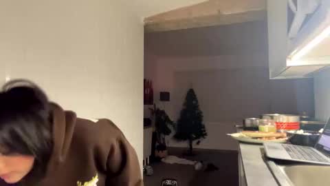  elena barra online show from 12-14-25, 05:18