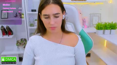 Lizzy  online show from 09-08-25, 09:58