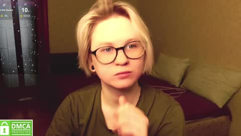 Snapshot of _elven_dreams__ chatting on 01-13-25, 06:05 chloue and Gretta online show from 01-13-25, 06:05