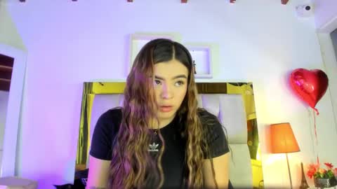 Isabella online show from 02-19-25, 12:22