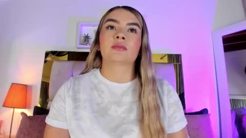 Isabella online show from 10-08-25, 12:03