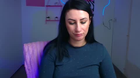 Emma online show from 12-20-25, 12:56