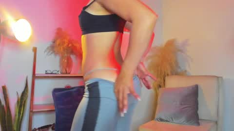 Snapshot of _emma_m chatting on 04-02-26, 09:01 emma morryson online show from 04-02-26, 09:01