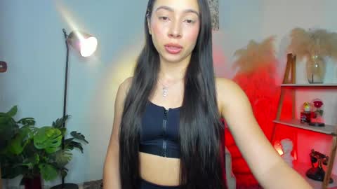 Snapshot of _emma_m chatting on 05-22-26, 09:31 emma morryson online show from 05-22-26, 09:31