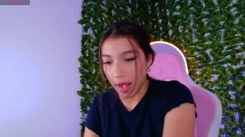 _emmacherry online show from 06-17-26, 12:50