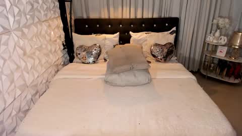 Snapshot of _enchantress_samira_ chatting on 01-31-25, 01:33 GODDESS SAMIRA online show from 01-31-25, 01:33