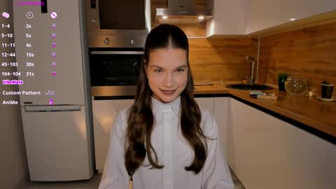 Snapshot of _eva_lee chatting on 12-05-24, 04:44 Alice online show from 12-05-24, 04:44