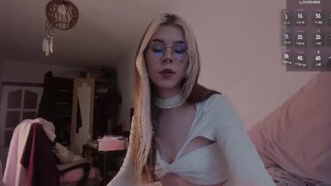 Eva online show from 04-26-26, 09:07