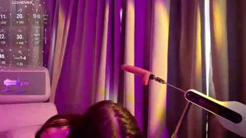 Eva Lane online show from 10-07-25, 07:16