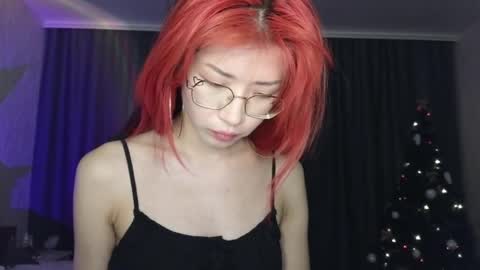 EveEva online show from 12-22-24, 08:47