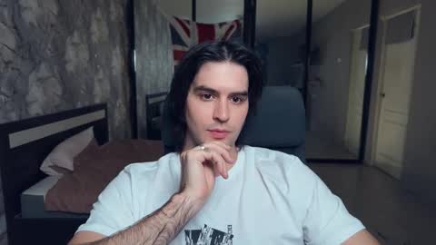 Keanu online show from 11-20-25, 03:45