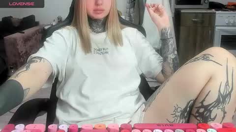 Snapshot of _feralberry__ chatting on 02-02-26, 07:29 Alis online show from 02-02-26, 07:29