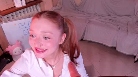 Snapshot of _fieryflash_ chatting on 12-14-24, 04:52 Lola 3  online show from 12-14-24, 04:52