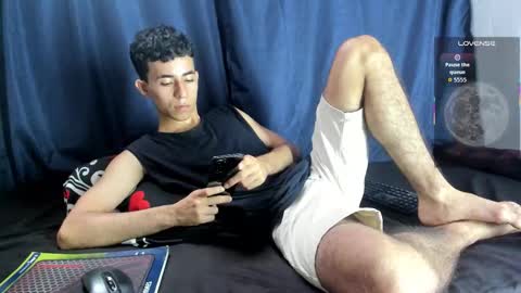 Snapshot of _fiore_ chatting on 12-17-25, 03:40 jair eduardo online show from 12-17-25, 03:40