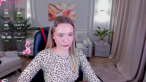 Snapshot of _florence_wayne chatting on 12-02-24, 12:18 Florence online show from 12-02-24, 12:18