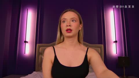 Snapshot of _florence_wayne chatting on 12-05-24, 02:22 Florence online show from 12-05-24, 02:22