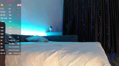 Snapshot of _fox_sexy_ chatting on 12-05-24, 03:06  fox sexy  online show from 12-05-24, 03:06