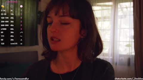 Snapshot of _freckles chatting on 02-16-25, 10:10 Jacqui Queen goddess motorcycle mozzarella Jaq next livestream see bio online show from 02-16-25, 10:10