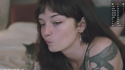 Snapshot of _freckles chatting on 03-14-26, 10:48 Jacqui Queen goddess motorcycle mozzarella Jaq next livestream see bio online show from 03-14-26, 10:48