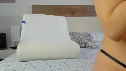 Snapshot of _fullmoon chatting on 12-03-25, 09:02 fullmoon online show from 12-03-25, 09:02