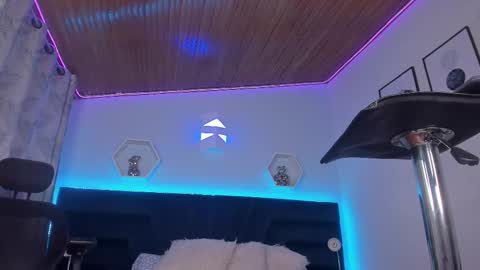 Gia Rose online show from 02-12-25, 09:33