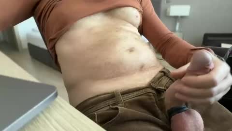 Snapshot of _ginger_boy chatting on 01-29-25, 12:56 Ginger boy online show from 01-29-25, 12:56