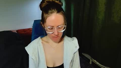 _goldilocks__ online show from 09-27-25, 07:24