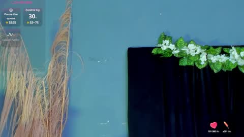 Snapshot of _gretta1 chatting on 12-29-24, 08:15 Gretta online show from 12-29-24, 08:15