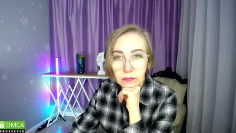 _greybunny_ online show from 10-23-25, 09:52