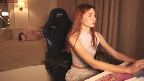 Snapshot of _guesswhat_ chatting on 11-16-25, 11:27 Katarina online show from 11-16-25, 11:27